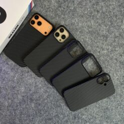 Alternative view of Thinnest Carbon Fiber Polycarbonate Case