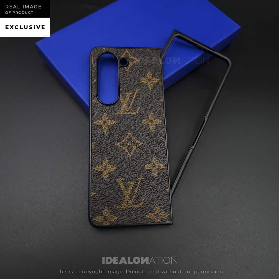 Luxury Designer Case with Pockets and Strap – Dealonation