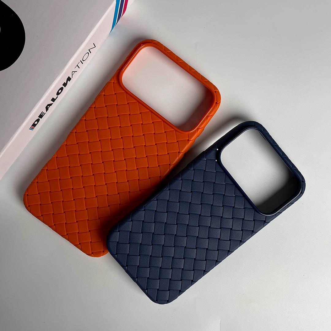 Bttega Vneta Weaving Style Case - Image 8