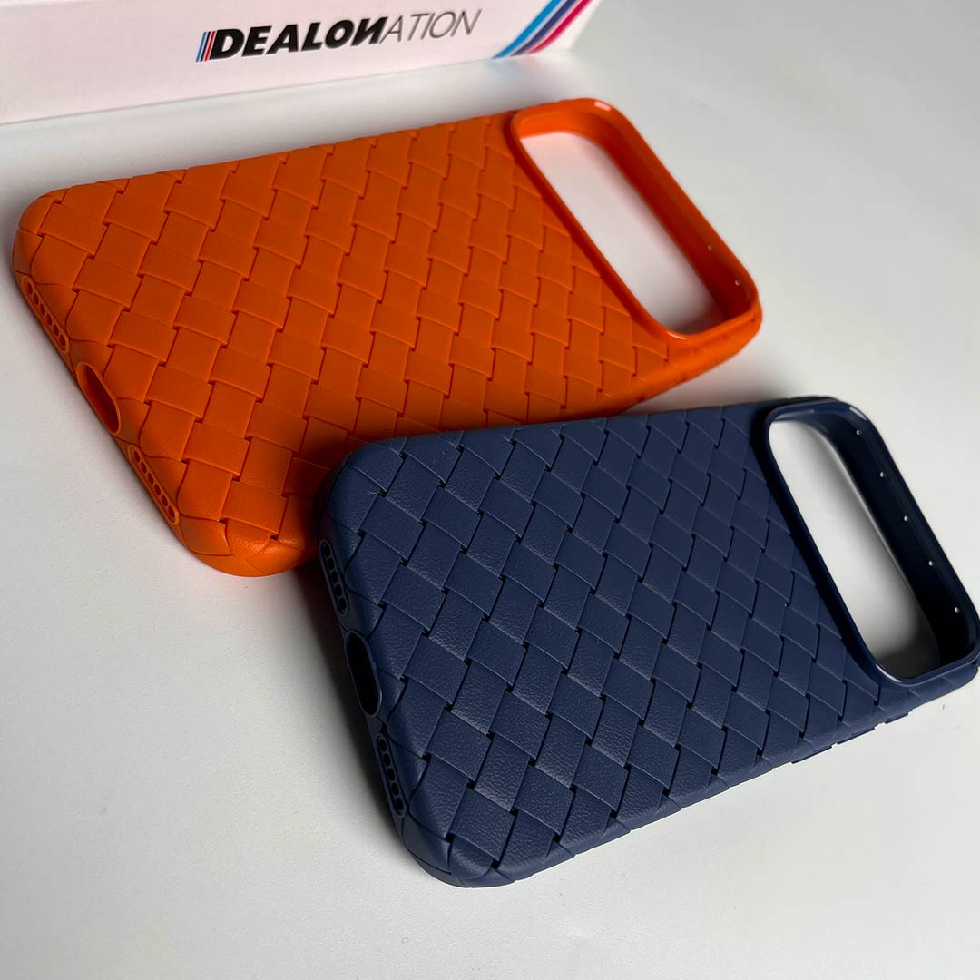 Bttega Vneta Weaving Style Case - Image 4