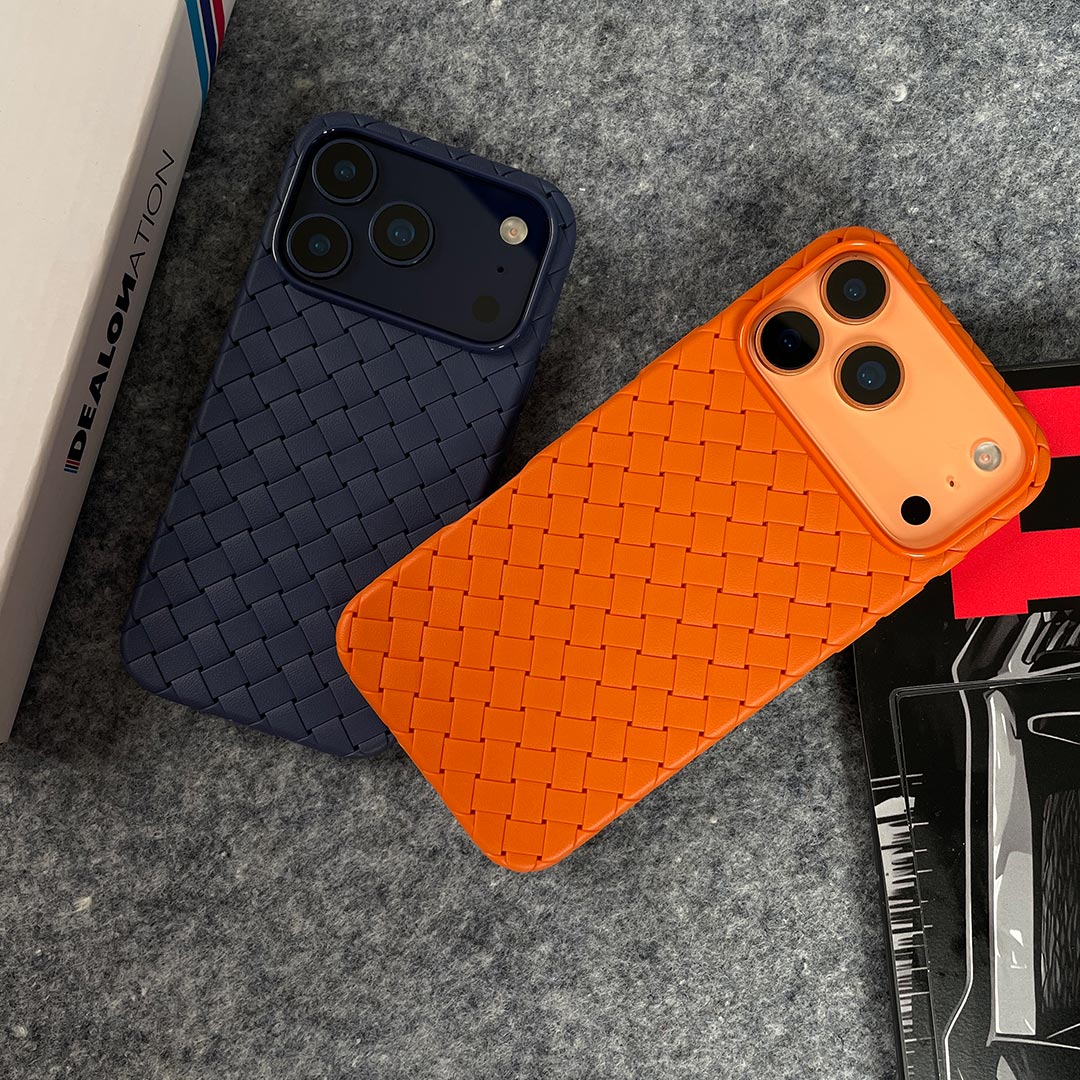 Bttega Vneta Weaving Style Case - Image 11