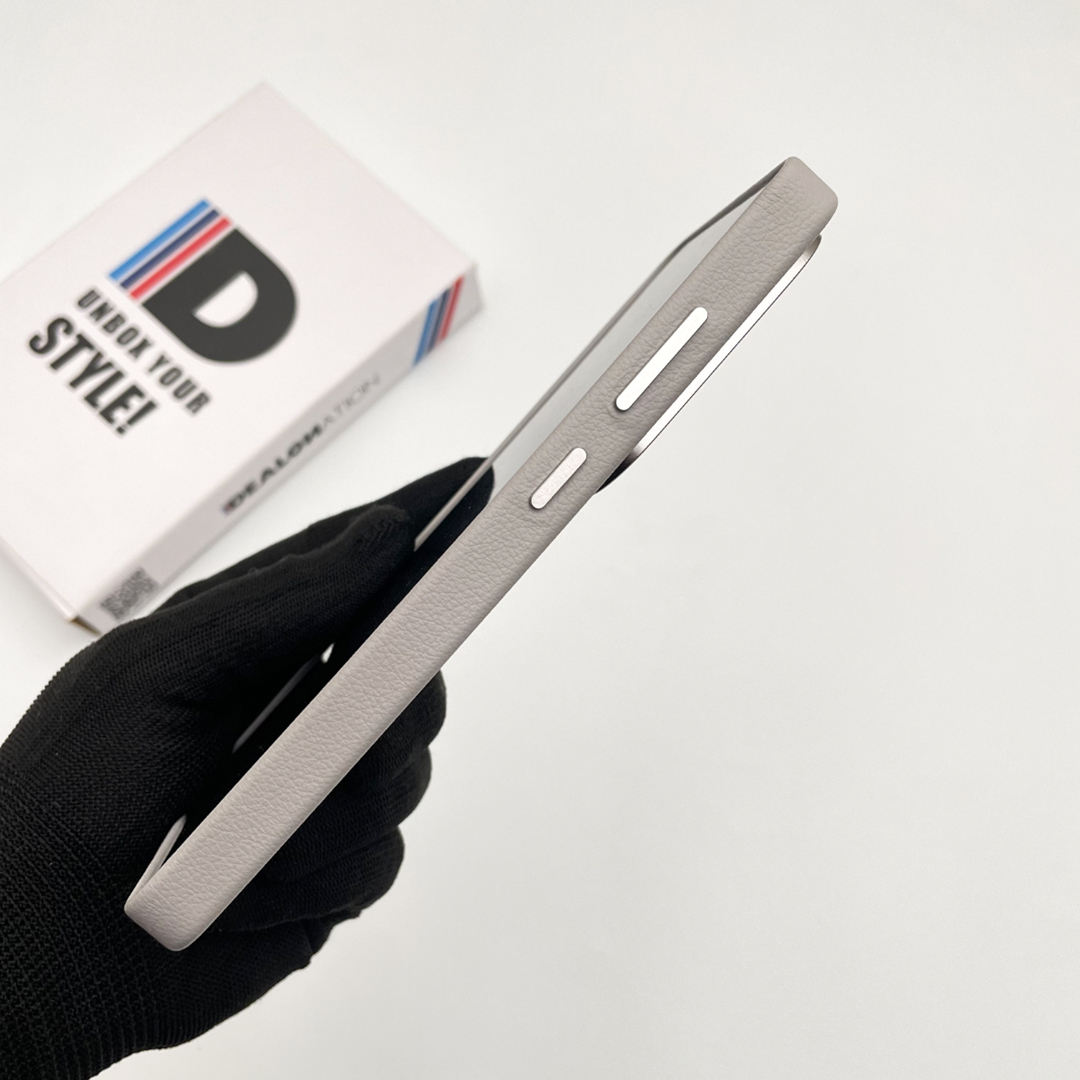 S Series Kindsuit Case - Image 11