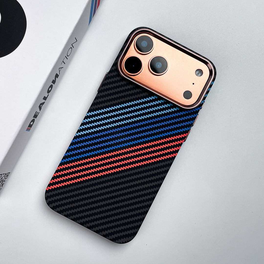 M Sport Carbon Super Slim MagSafe Case - Image 3