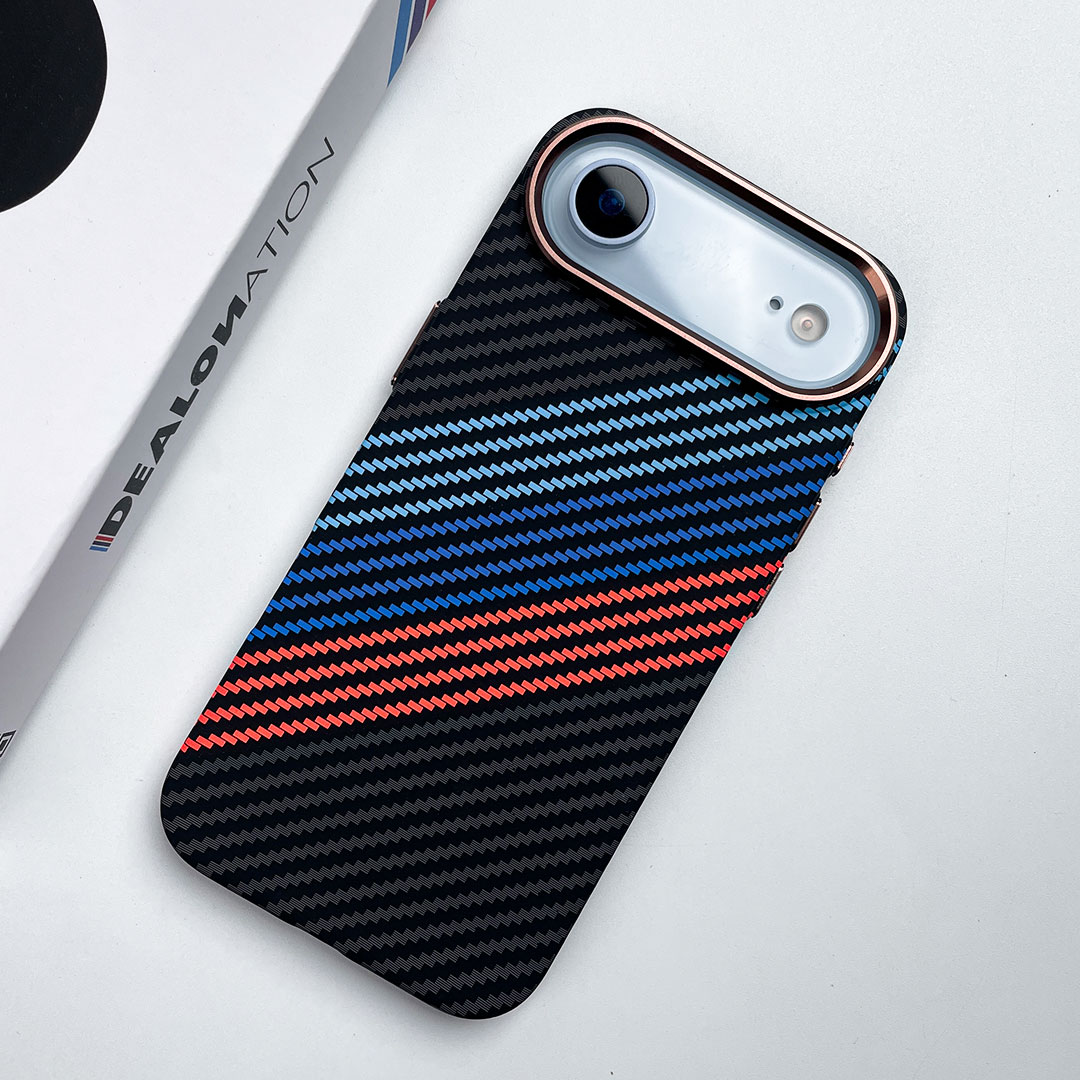 M Sport Carbon Super Slim MagSafe Case - Image 4