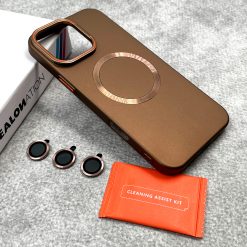 Alternative view of Matteshine Magnetic Case + Rings