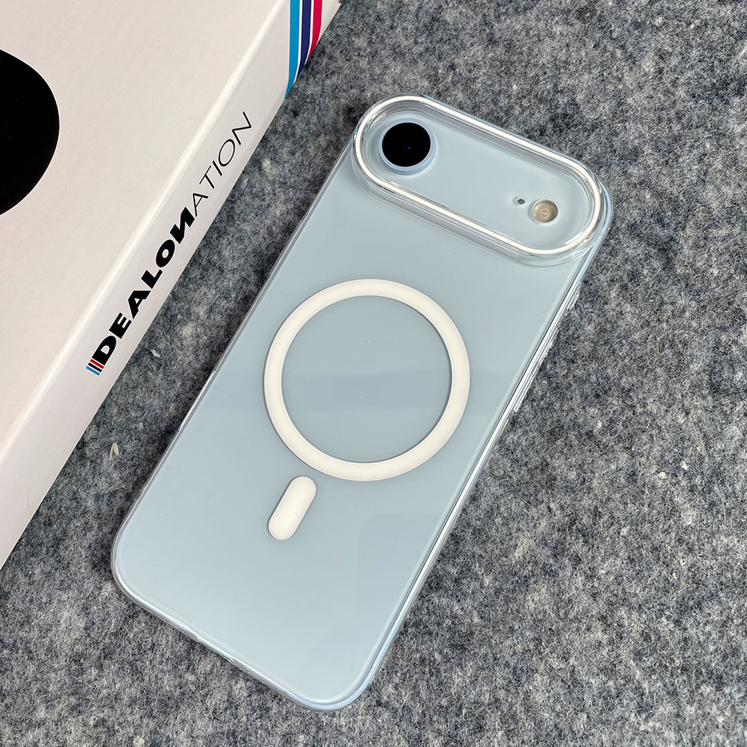 Crystal Clear MagSafe Case - Image 5