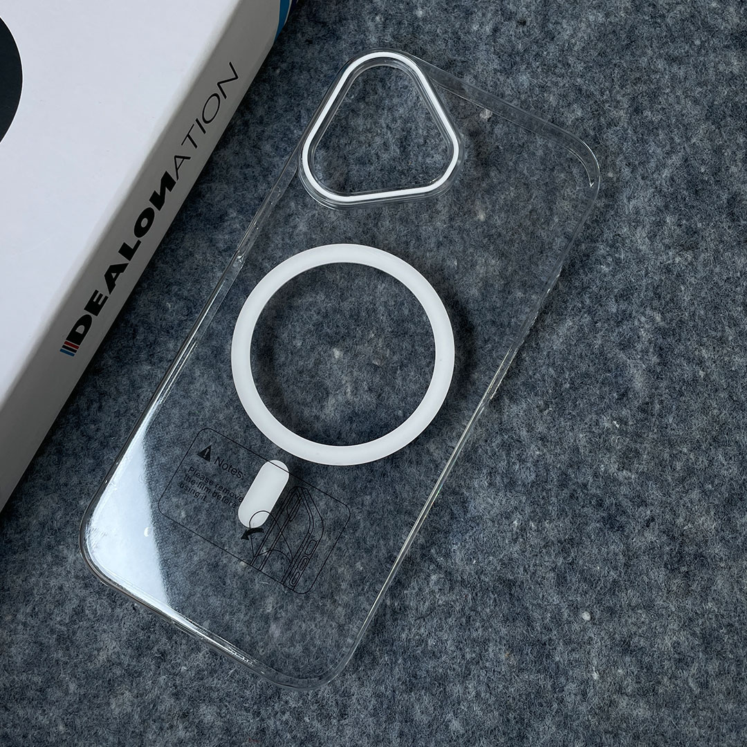 Crystal Clear MagSafe Case - Image 18