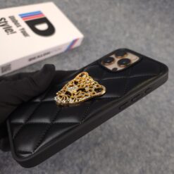Alternative view of GrandeTiger – Quilted Leather Royal Case