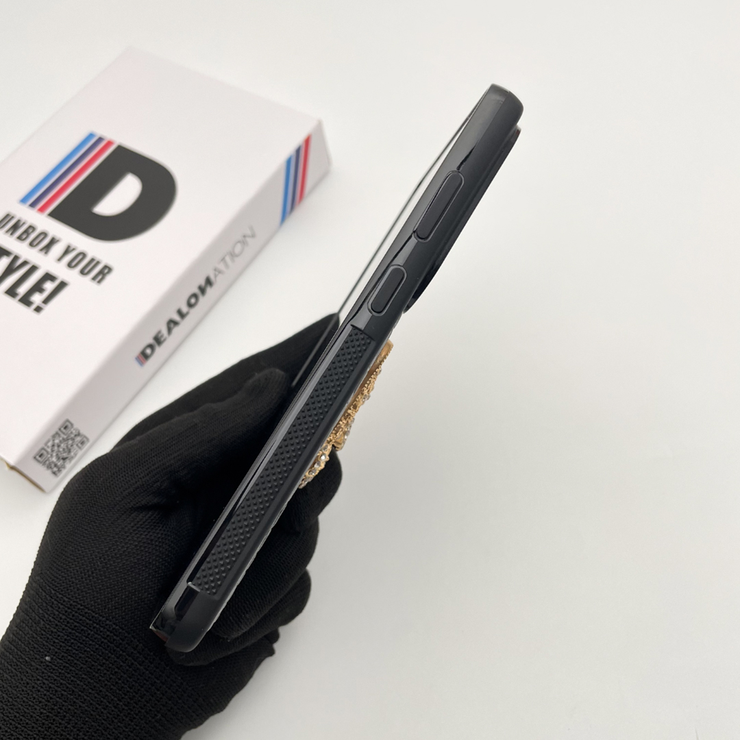 RoyalTiger Diamond Studded Croco Patent Case For Galaxy - Image 5