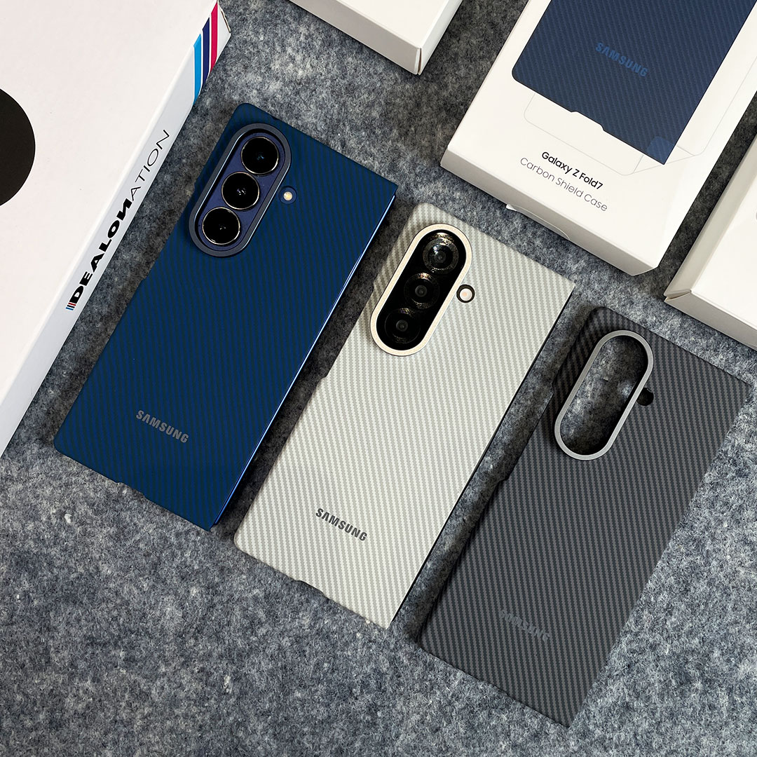 Carbon Shield Case for Z Fold 7 - Image 6