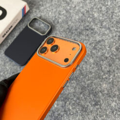 Alternative view of SmoothTouch Slim PC Case with Metal Lens Guard