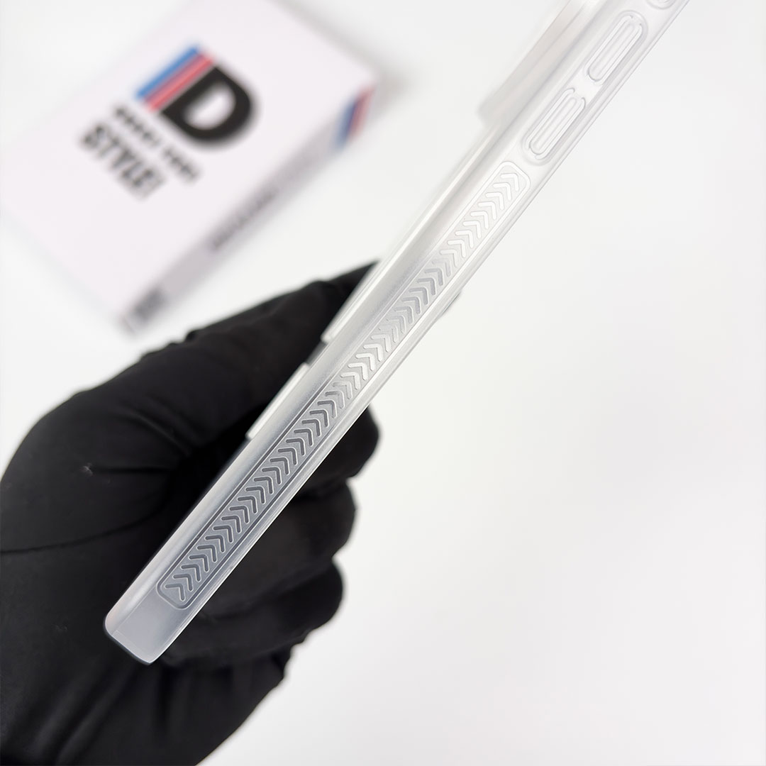 AirCarbonX Magsafe Slim Case - Image 13