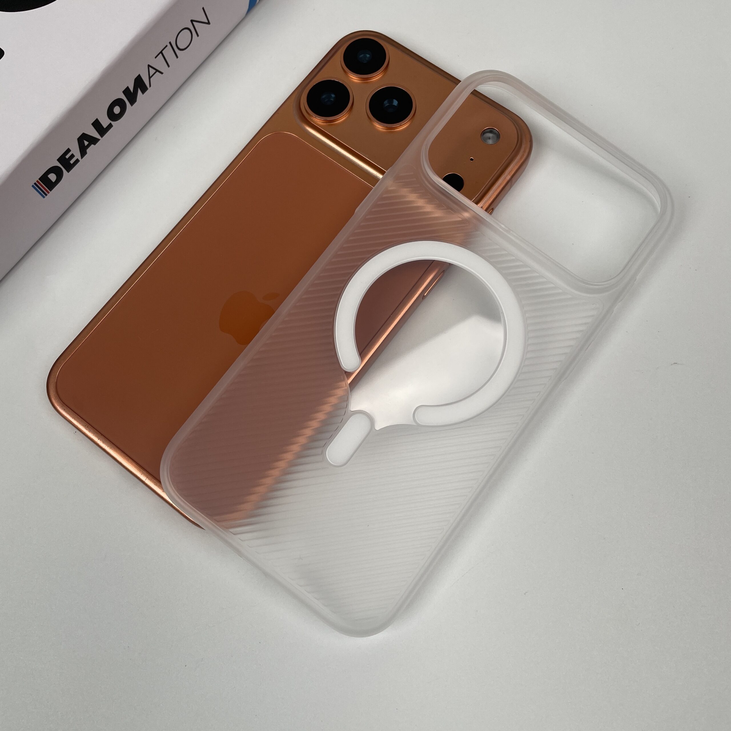 AirCarbonX Magsafe Slim Case - Image 3