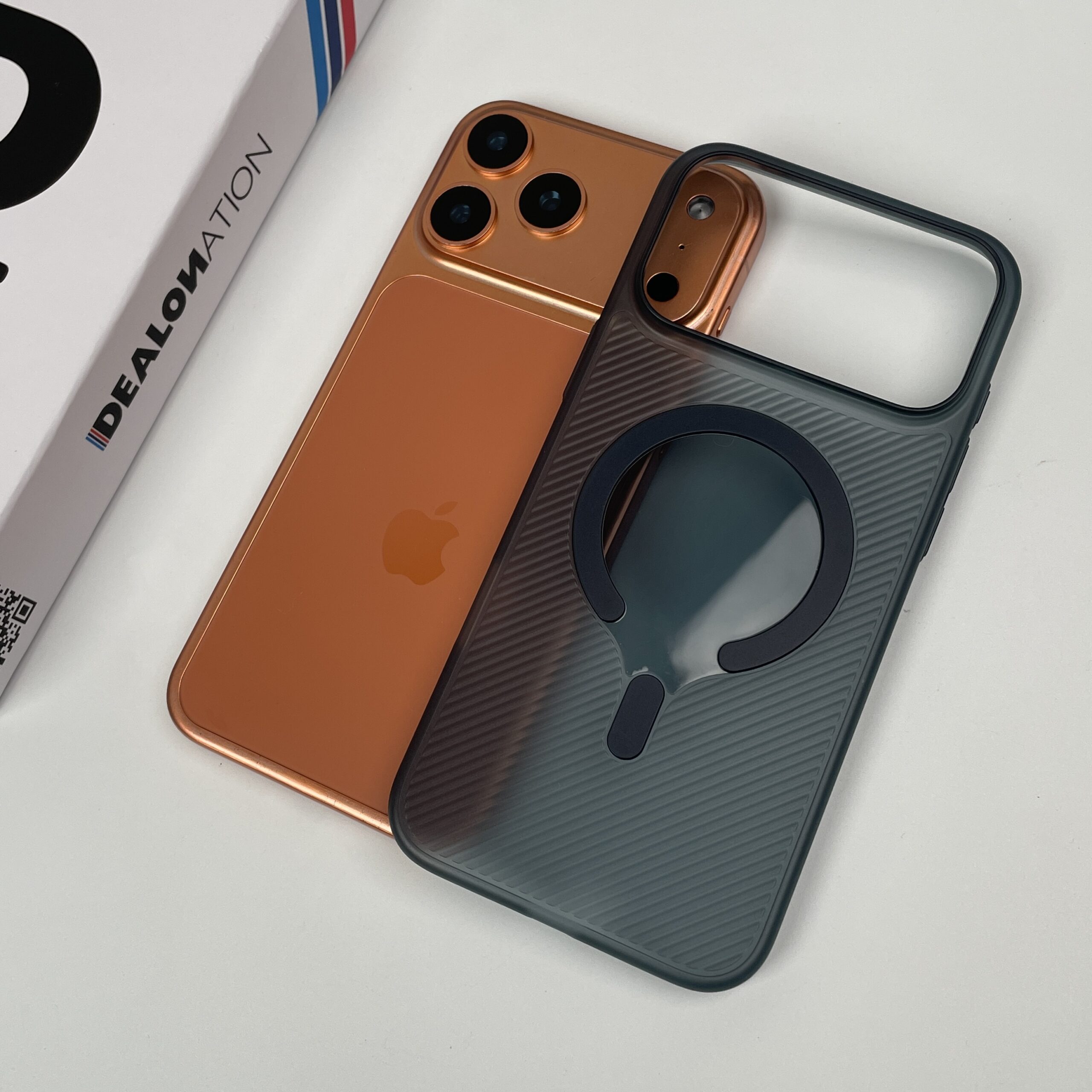 AirCarbonX Magsafe Slim Case - Image 5