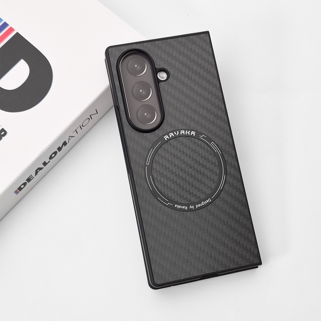 RavaKa Stealth Carbon Fiber MagSafe Case - Image 5