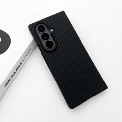 Ultra Thin Carbon Fiber MagSafe Case - Image 4