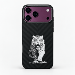 Alternative view of TIGERFURY Carbon MagSafe Case